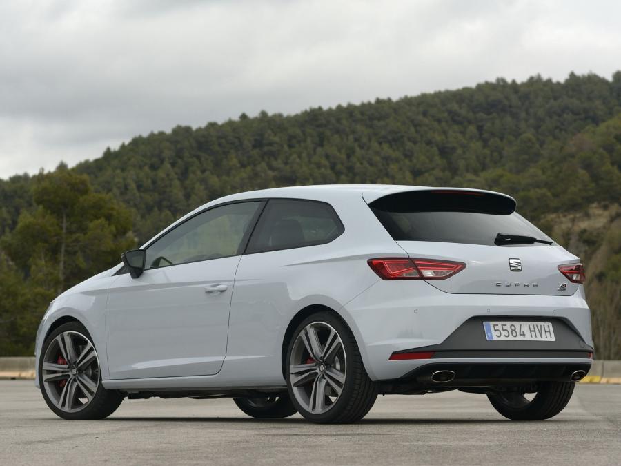  Seat Leon SC Cupra 280 2014 года  (фото 6 из 20)
